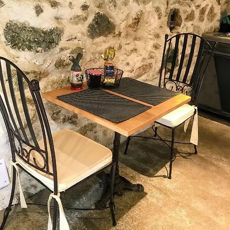 U Fragnu Landhaus Omessa