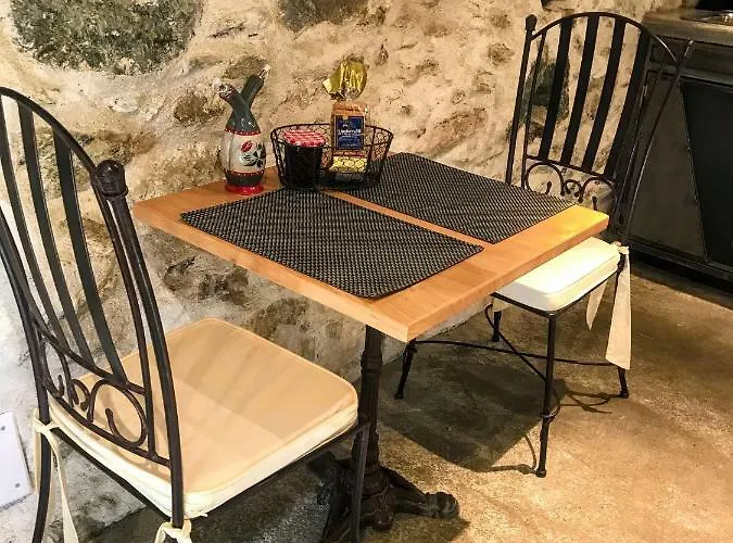 U Fragnu Landhaus Omessa